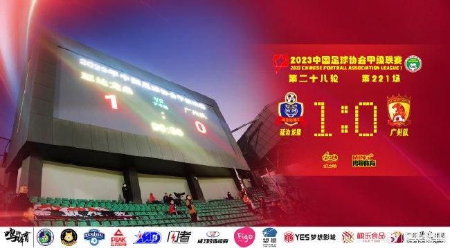 3个女人互添高潮
