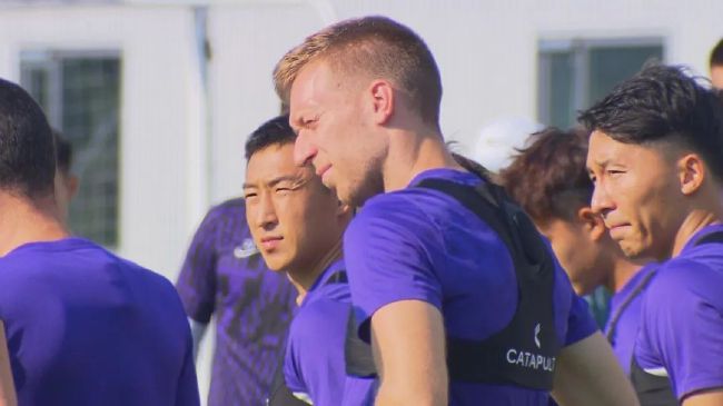 农村艳妇疯狂做爰肥水不流外田